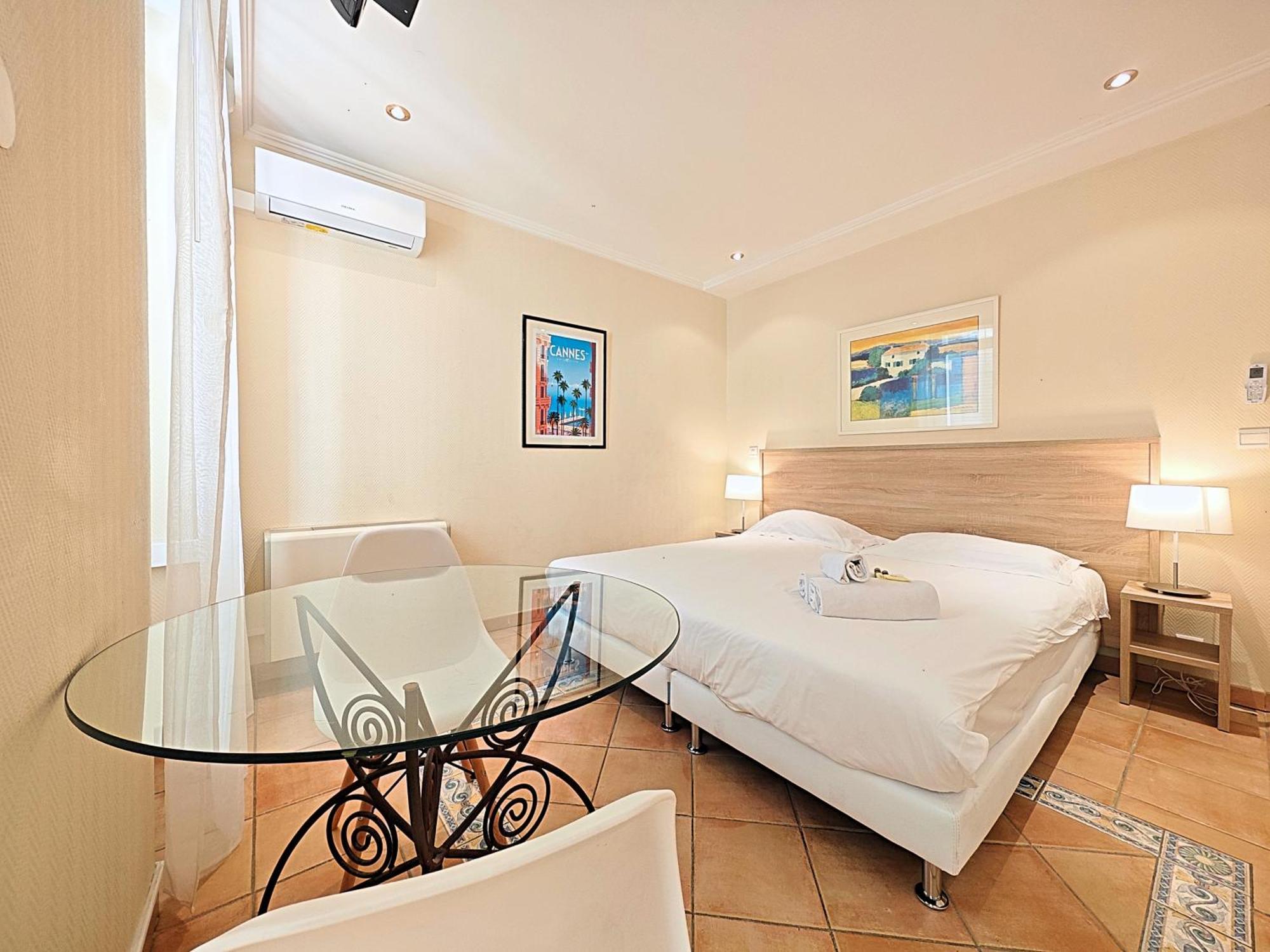 Viva Riviera Residence Commandant Andre Cannes Exterior photo