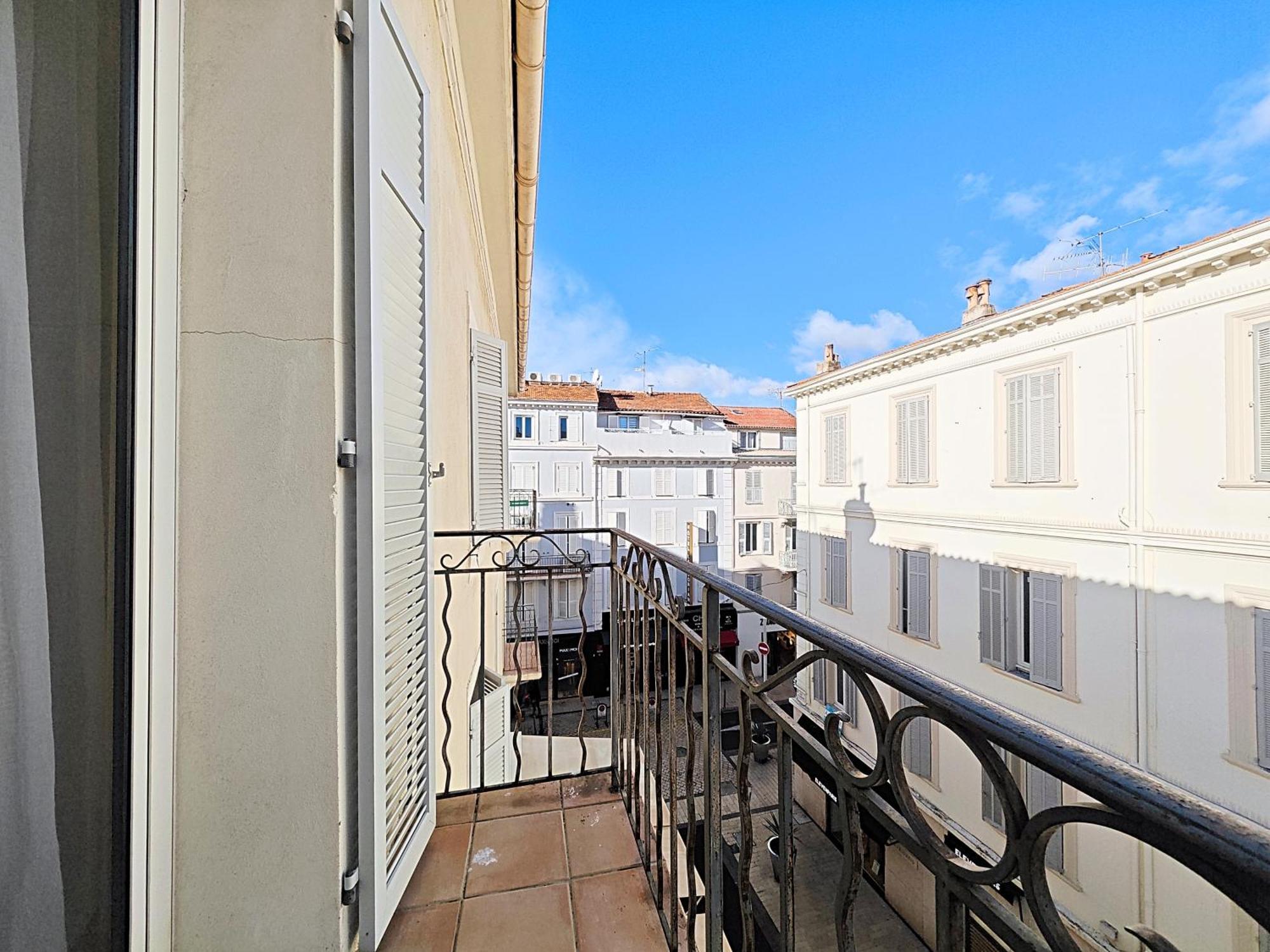 Viva Riviera Residence Commandant Andre Cannes Exterior photo
