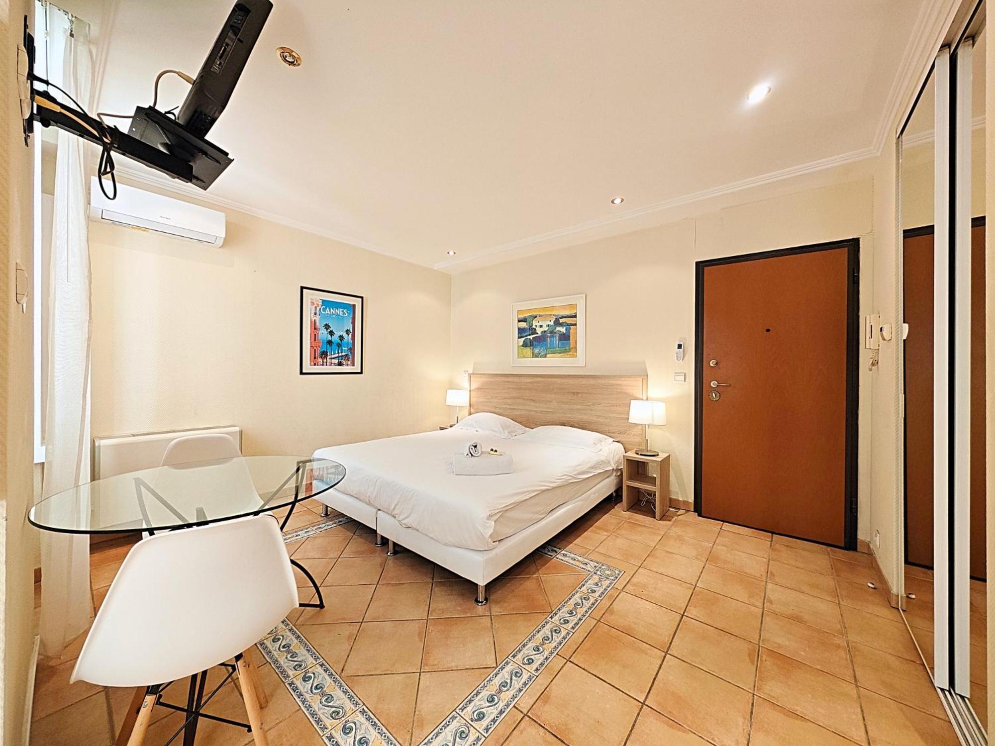 Viva Riviera Residence Commandant Andre Cannes Exterior photo
